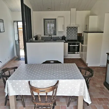 Hébergement de vacances Maison Plain-pied, Proche Noirmoutier, 5 Pers. - Fr-1-823-133 *